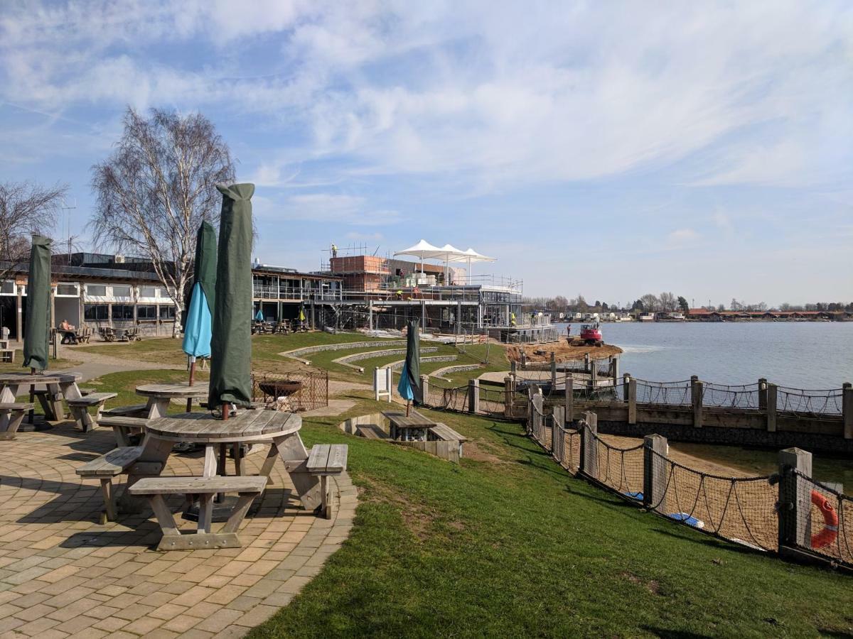 Отель P&D'S Pearl Caravan At Tattershall Lakes Country Park Экстерьер фото
