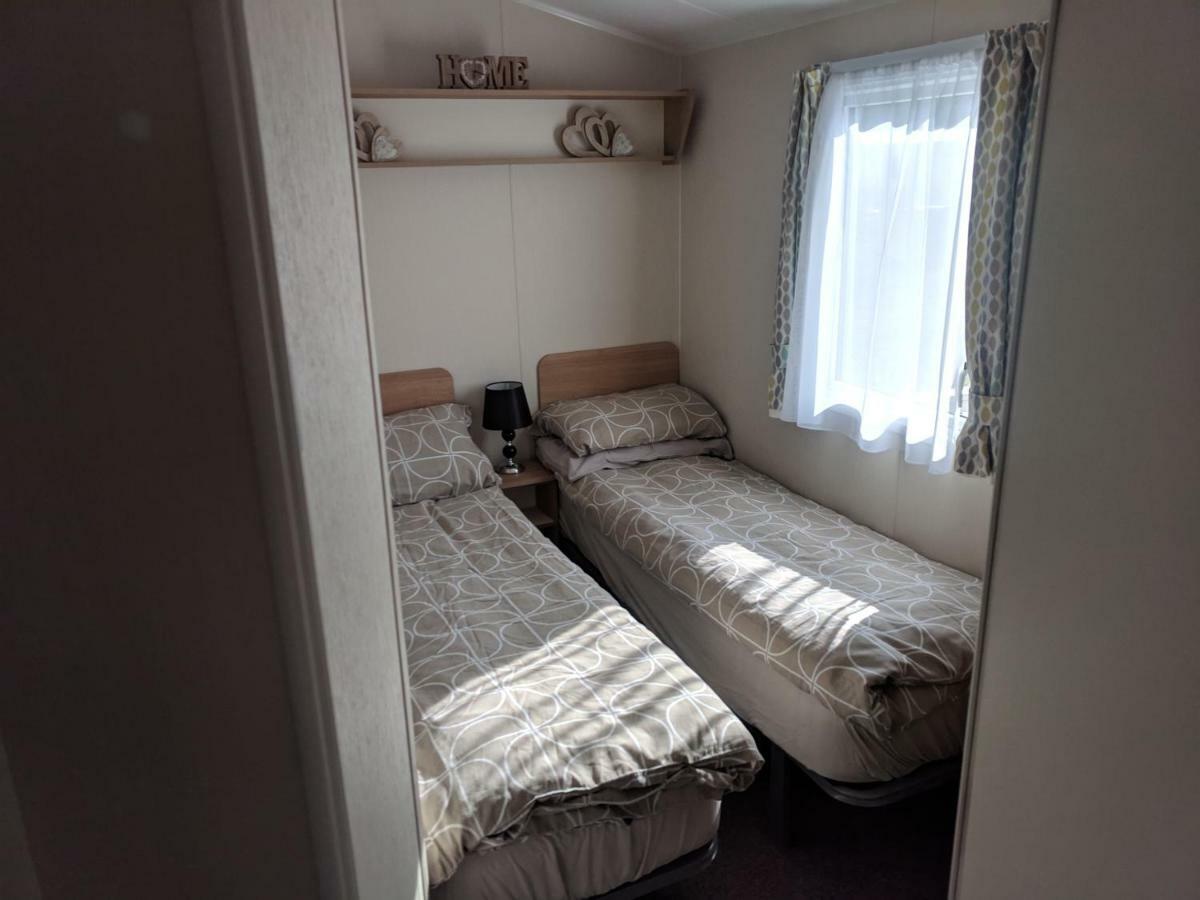 Отель P&D'S Pearl Caravan At Tattershall Lakes Country Park Экстерьер фото